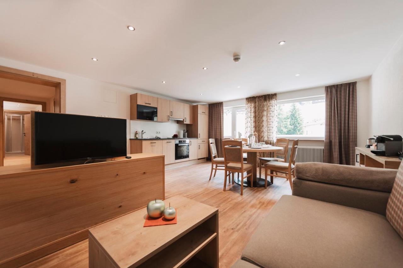Wellness Aparthotel Panorama Alpin - Ferienwohnungen Jerzens Im Pitztal 외부 사진